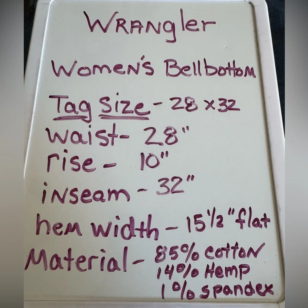 Wrangler Women’s Bell Bottom Jeans Boho Western Denim 28x32 Retro Rare Find! - Picture 8 of 8
